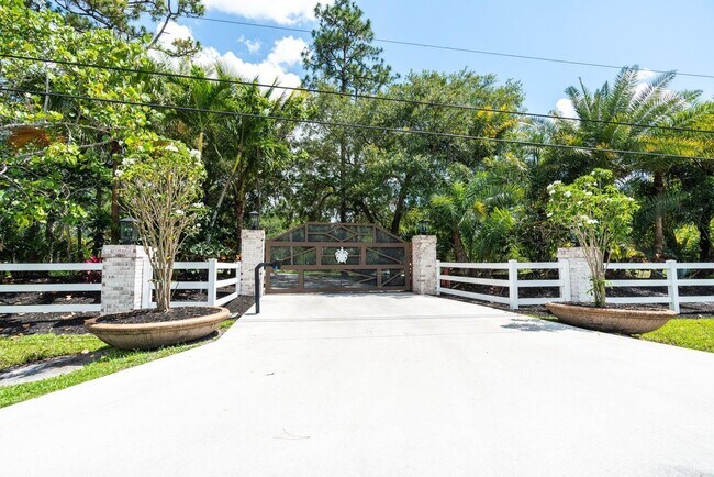 Foto del edificio - 10780 Anderson Ln