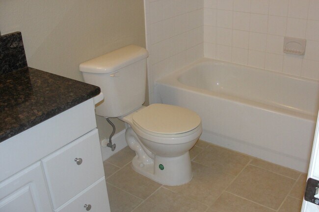 Photo - 2075 Heritage Ky Blvd (Kissimmee, FL) Townhome