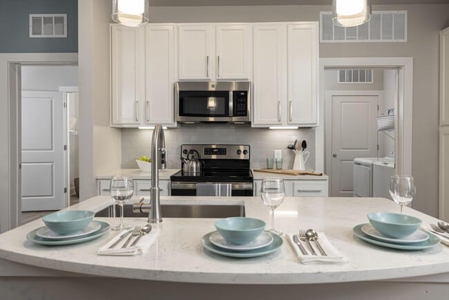 Building Photo - The Tyde Apartments