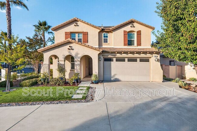 Foto del edificio - 39012 Crown Ranch Rd