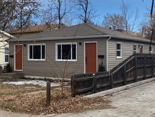 Foto del edificio - 2118 Grove Cir