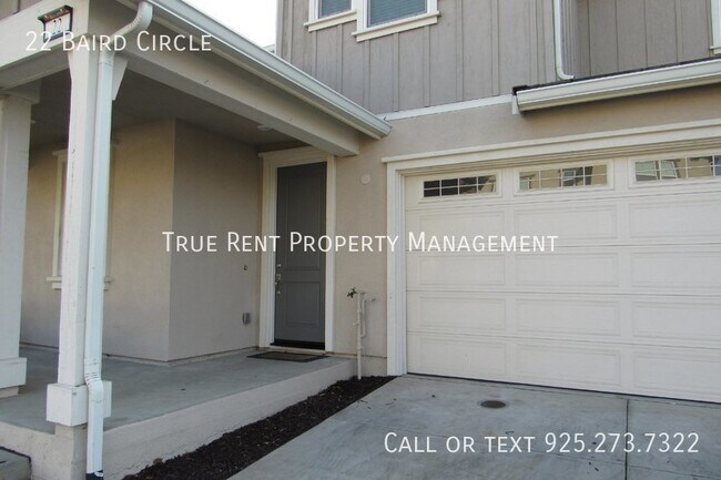 Foto del edificio - Gorgeous 4 Bed, 3 Bath Brentwood Home with...