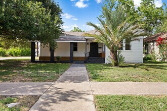 Building Photo - 603 E Evergreen St