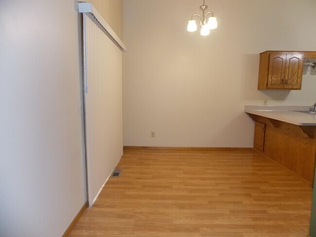 Building Photo - 3912 85th Ln NE
