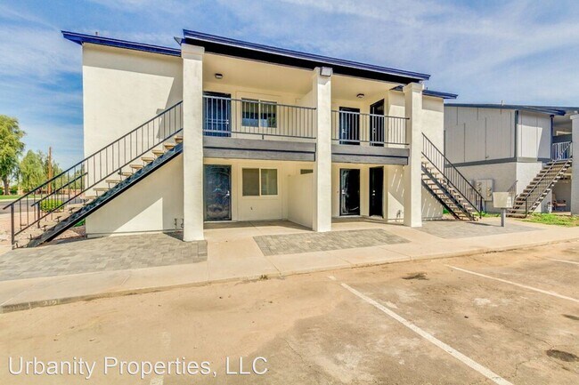 Building Photo - 1645 N Date