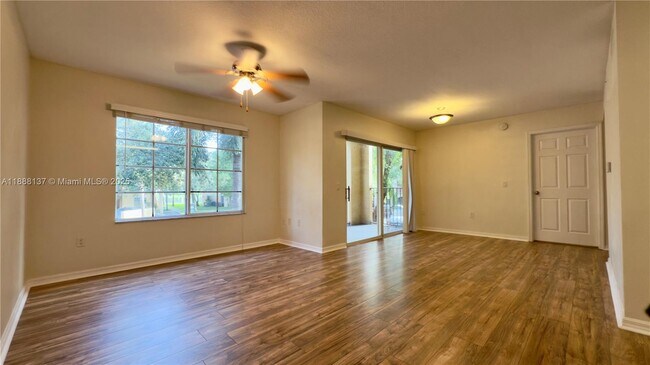 Foto del edificio - 4220 San Marino Blvd