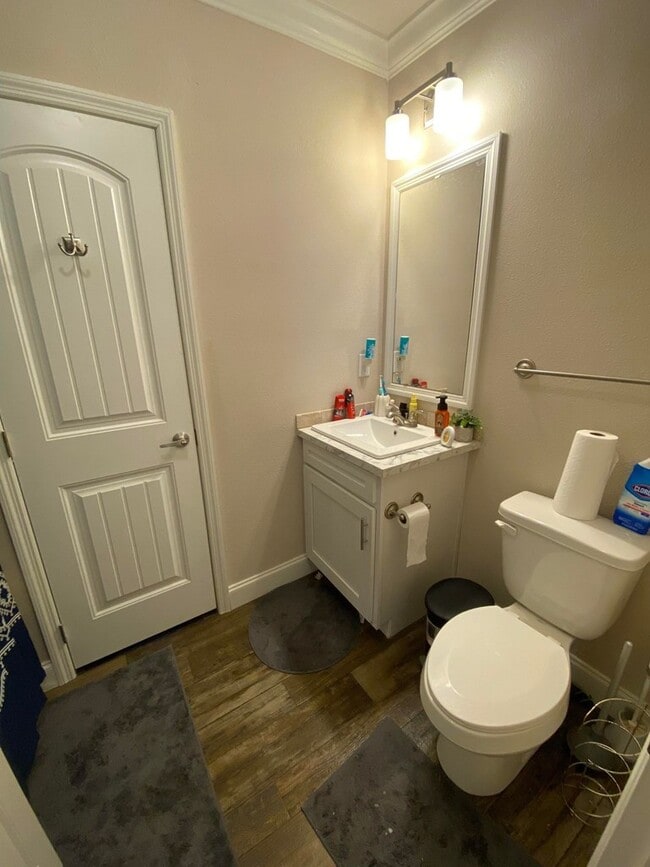 Building Photo - 1545 Elm Pass Rd