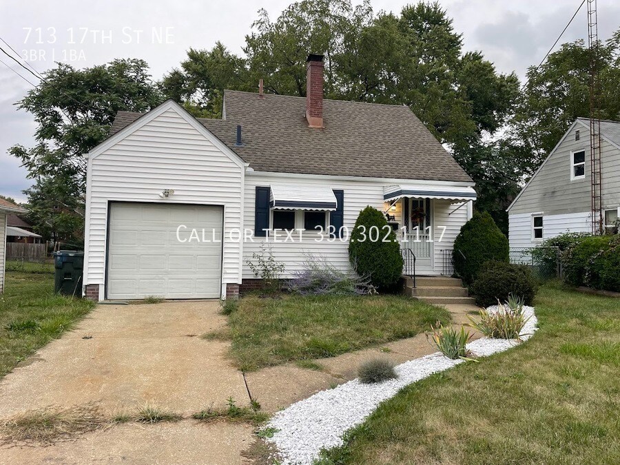 Primary Photo - Three bedroom one bathroom home for rent