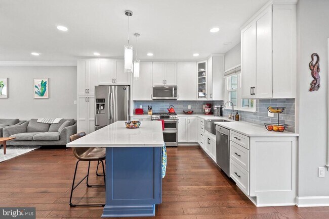 Foto del edificio - 5944 Wescott Hills Way