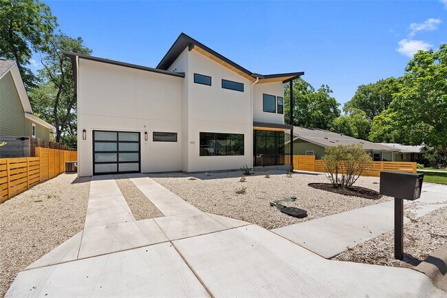 Foto del edificio - 909 Payne Ave