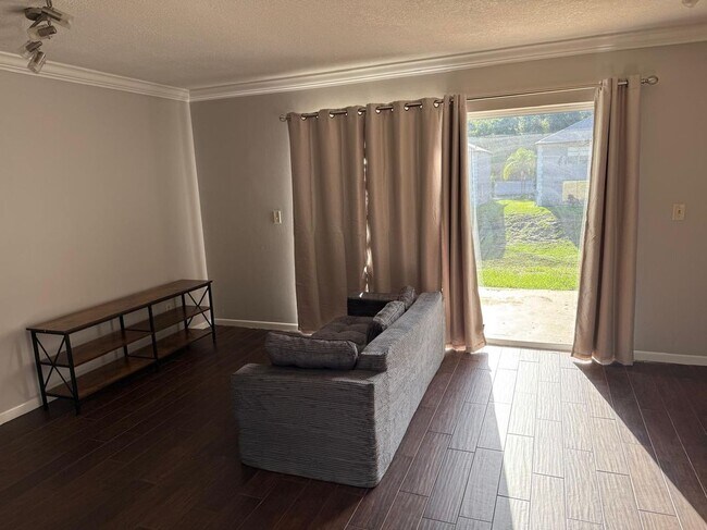 Foto del edificio - 5110 Sunridge Palms Dr