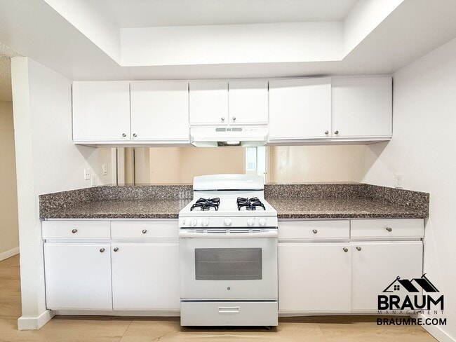 Foto del edificio - 4638 Tilden Ave