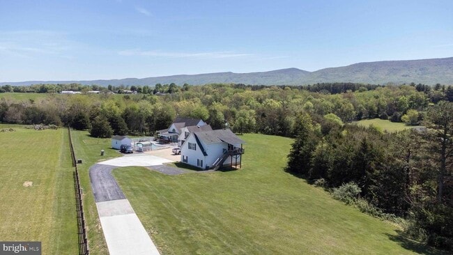Building Photo - 348 Lantz Rd