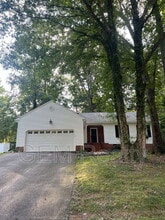 Building Photo - 11609 Silverleaf Ln
