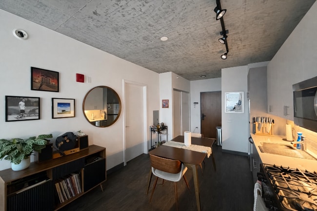 Foto del edificio - 156 N Elizabeth St