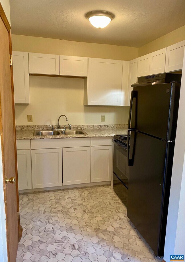 Foto del edificio - 108 Olinda Dr