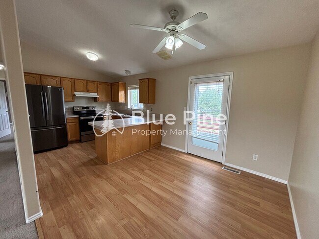 Foto del edificio - 3709 E 20th N