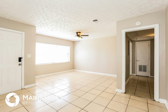 Foto del edificio - 1411 Palmdale St