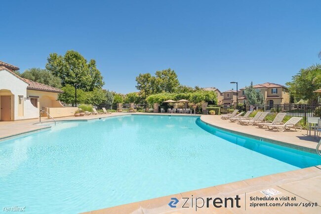 Building Photo - 3 br, 2.5 bath House - 4804 Ocean Ln, Elk ...
