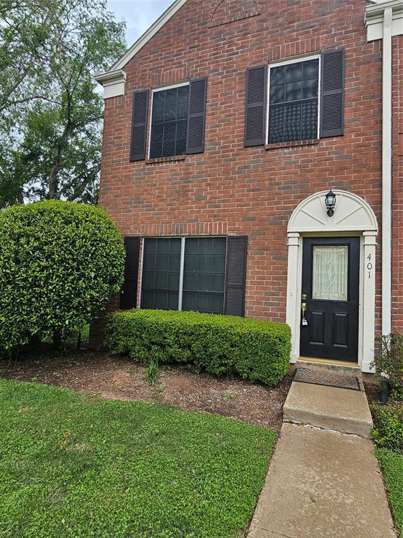 Foto principal - 2930 Grants Lake Blvd