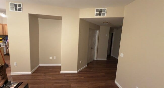 Foto del edificio - 10125 Cedar Key Ave