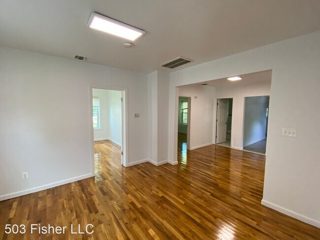 Building Photo - 3 br, 1 bath House - 503 Fisher Place