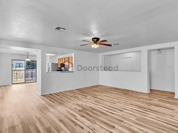 Livingroom - 224 Capistrano Dr