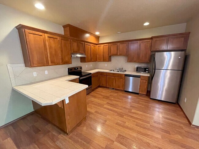Foto del edificio - Fantastic Hillsboro Home with Attached Gar...