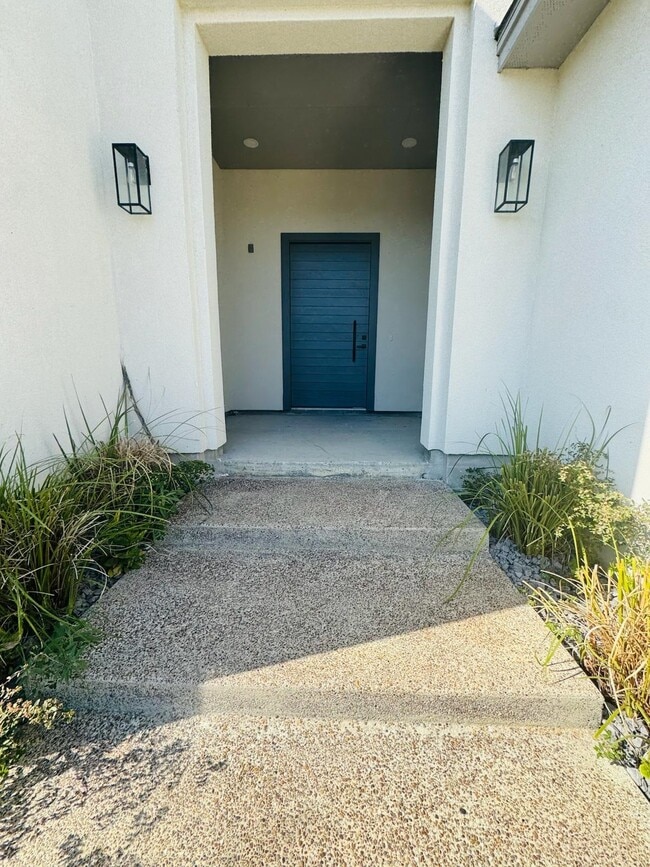 Foto del edificio - 420 Placido Dr