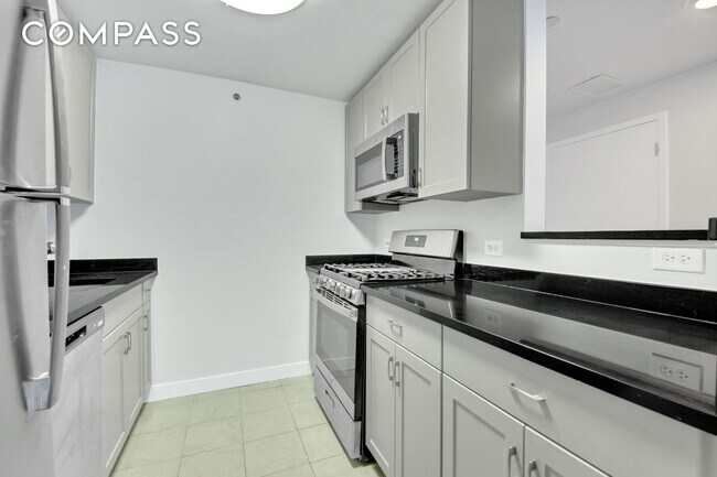 Foto del edificio - 40 W 116th St