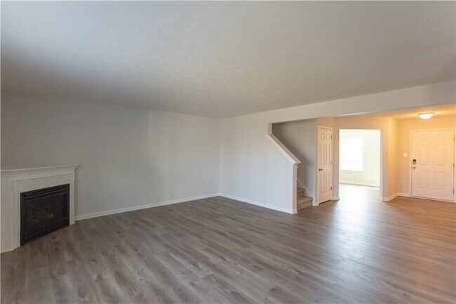 Building Photo - 17329 Retford Dr