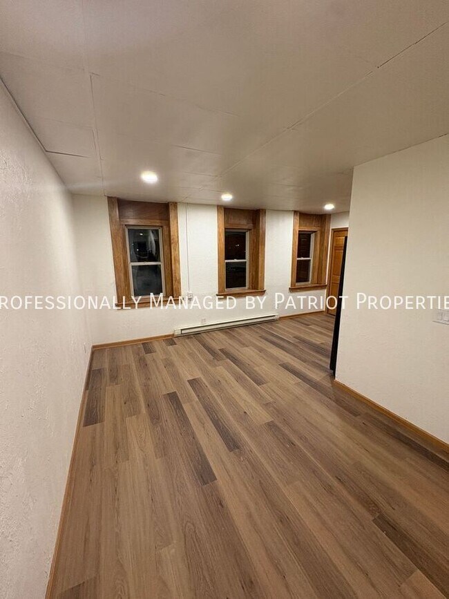 Foto del edificio - 107 Walnut St