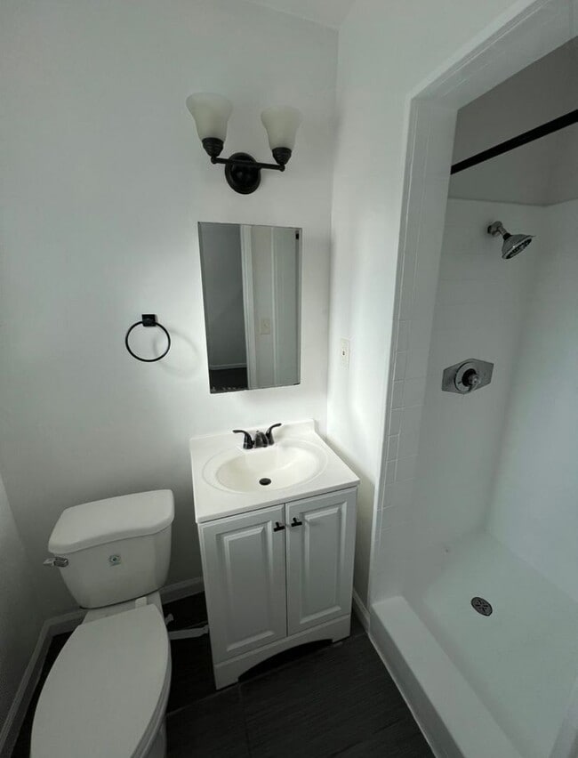 Interior Photo - Blake Manor