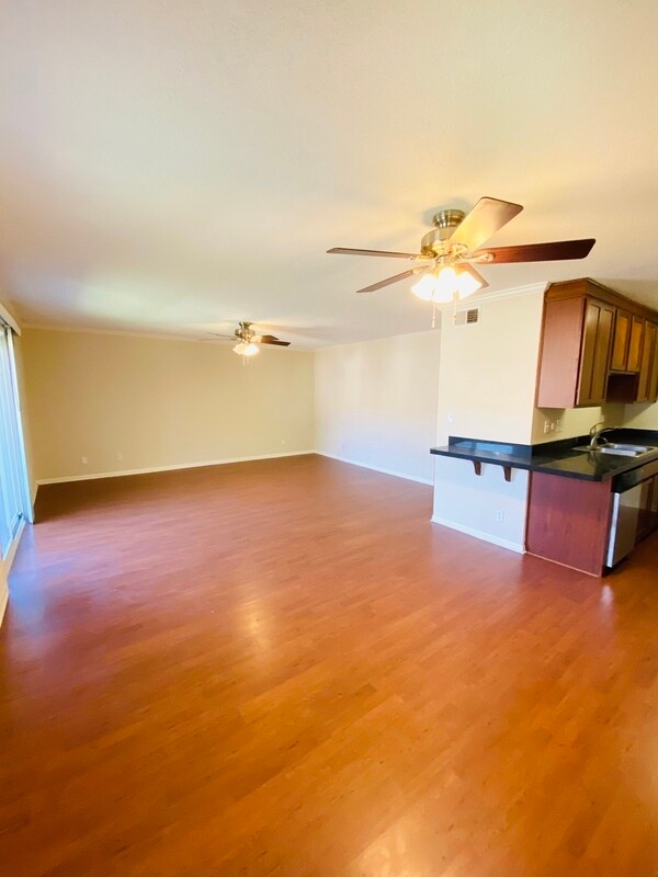 Foto del edificio - 6222 Robinson St