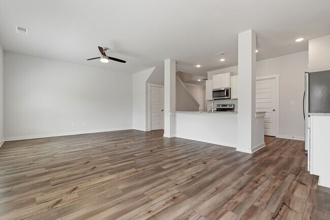 Building Photo - 5615 Cheshire Cove Pl