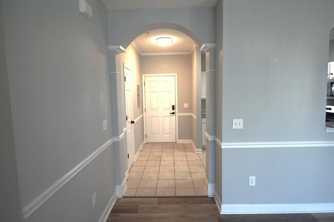 Building Photo - 5801 Oyster Catcher Dr