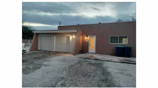 Foto del edificio - 6264 W Desert Inn Rd