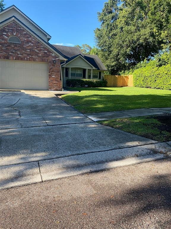 Building Photo - 303 Silver Pine Dr