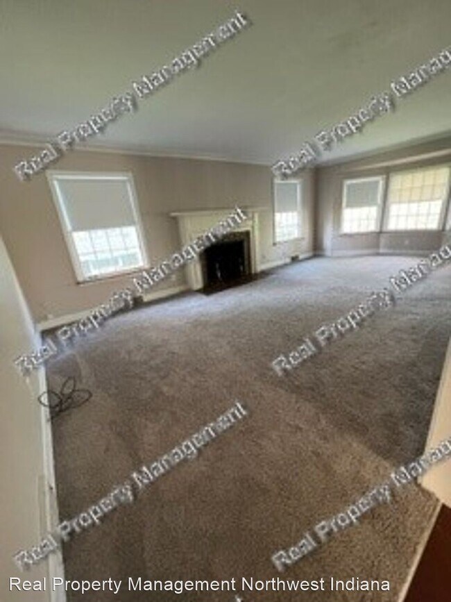 Building Photo - 3 br, 1.5 bath House - 141 N. Grant Street