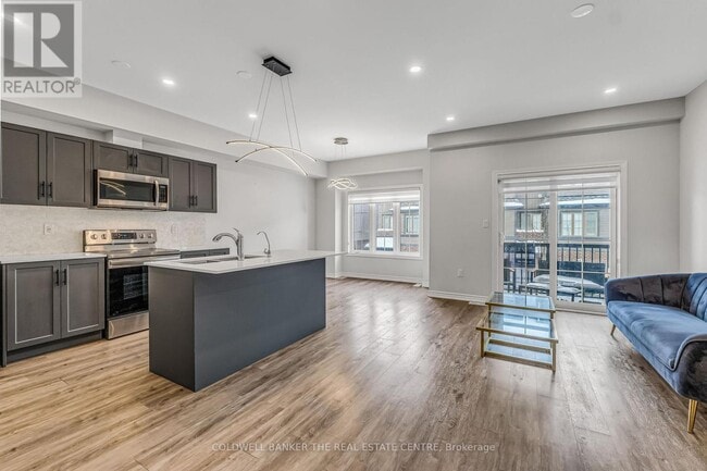 Building Photo - 124 Compass Trail