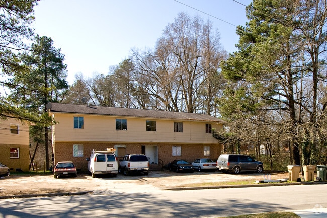 Building Photo - Dacian Quads