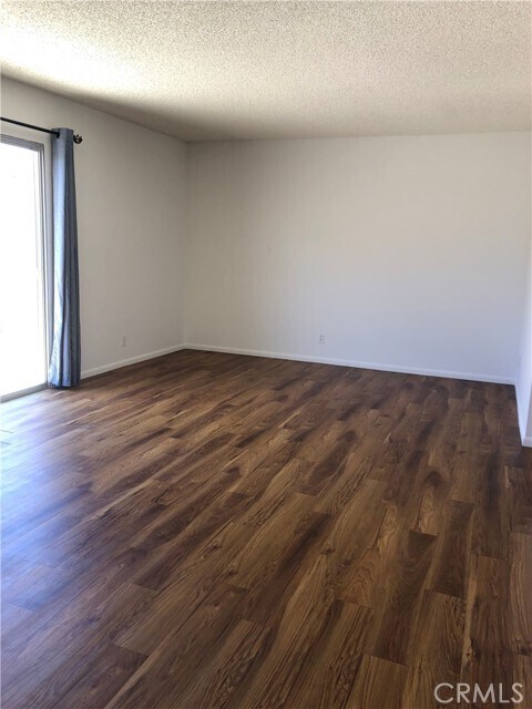 Foto del edificio - 8131 Foxhall Dr