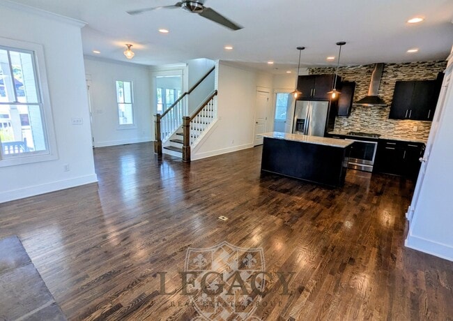 Building Photo - 1708 4th Ave N