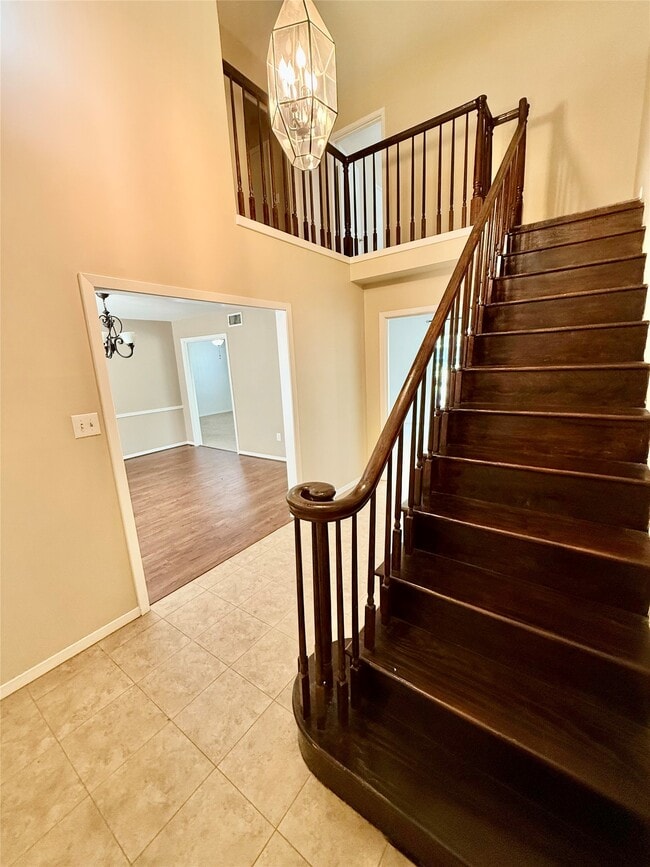 Building Photo - 106 Longacre Dr