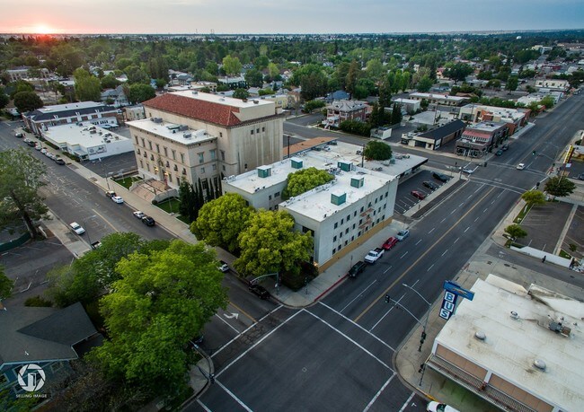 New Yorker Vintage Apartments Bakersfield Ca Aerial Street View New Yorker Vintage Apartments