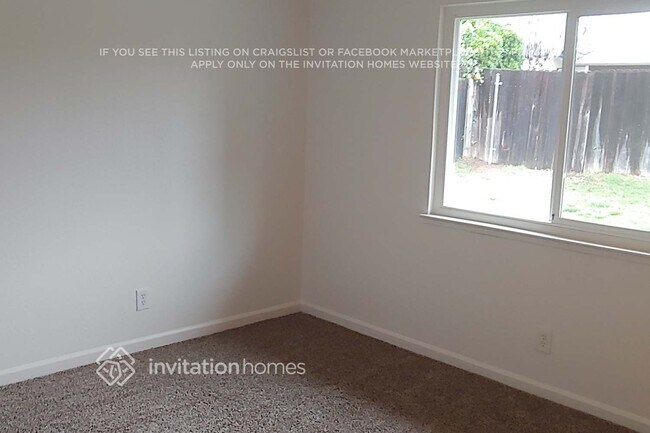 Foto del edificio - 4113 Ramsey Dr