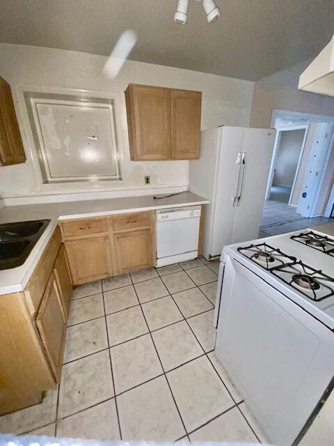 Building Photo - 5700 Macon Ln