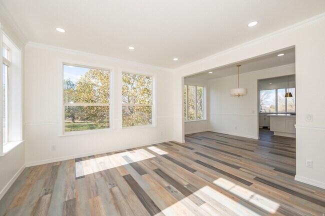 Foto del edificio - 857 Southfork Dr