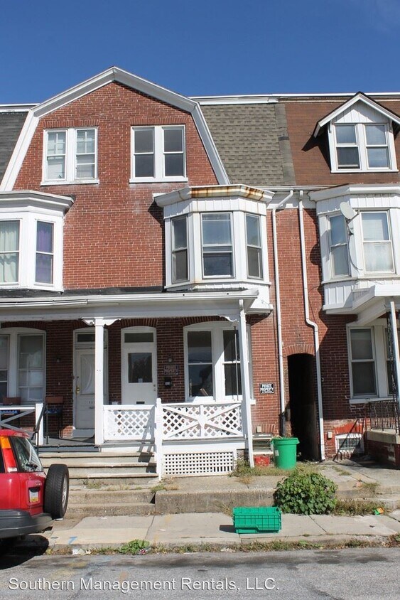 Primary Photo - 5 br, 1 bath House - 633 Manor Street
