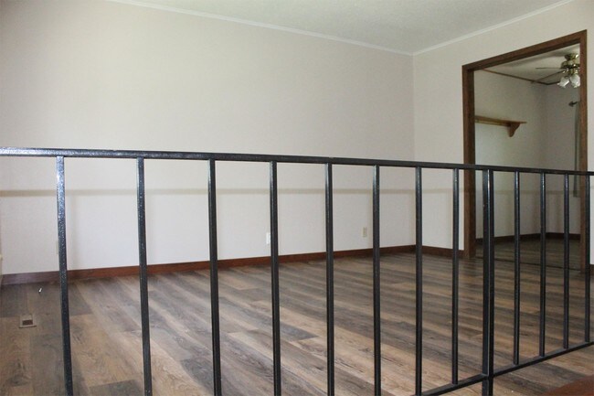 Foto del edificio - 6617 Kelburn Ln NE